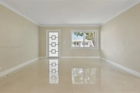 1621 NW 87th Ln, Plantation FL 33322