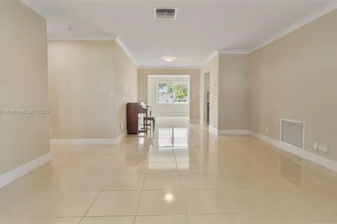 1621 NW 87th Ln, Plantation FL 33322