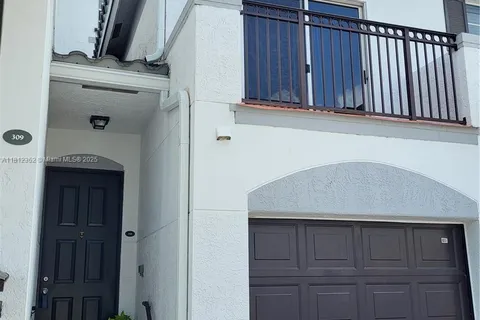721 SW 148th Ave # 310, Sunrise FL 33325