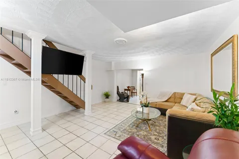 8711 NE 4th Ave Rd # 8711, Miami Shores FL 33138