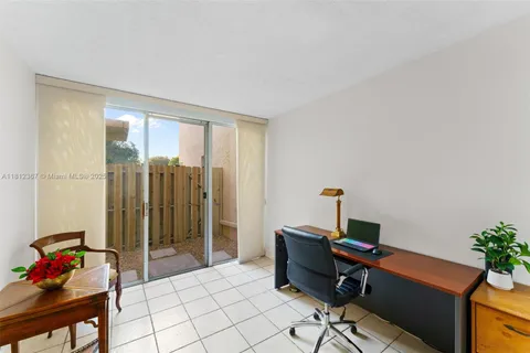 8711 NE 4th Ave Rd # 8711, Miami Shores FL 33138