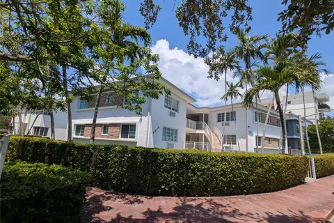 6930 Rue Vendome # 9, Miami Beach FL 33141