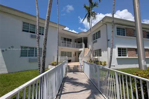 6930 Rue Vendome # 9, Miami Beach FL 33141