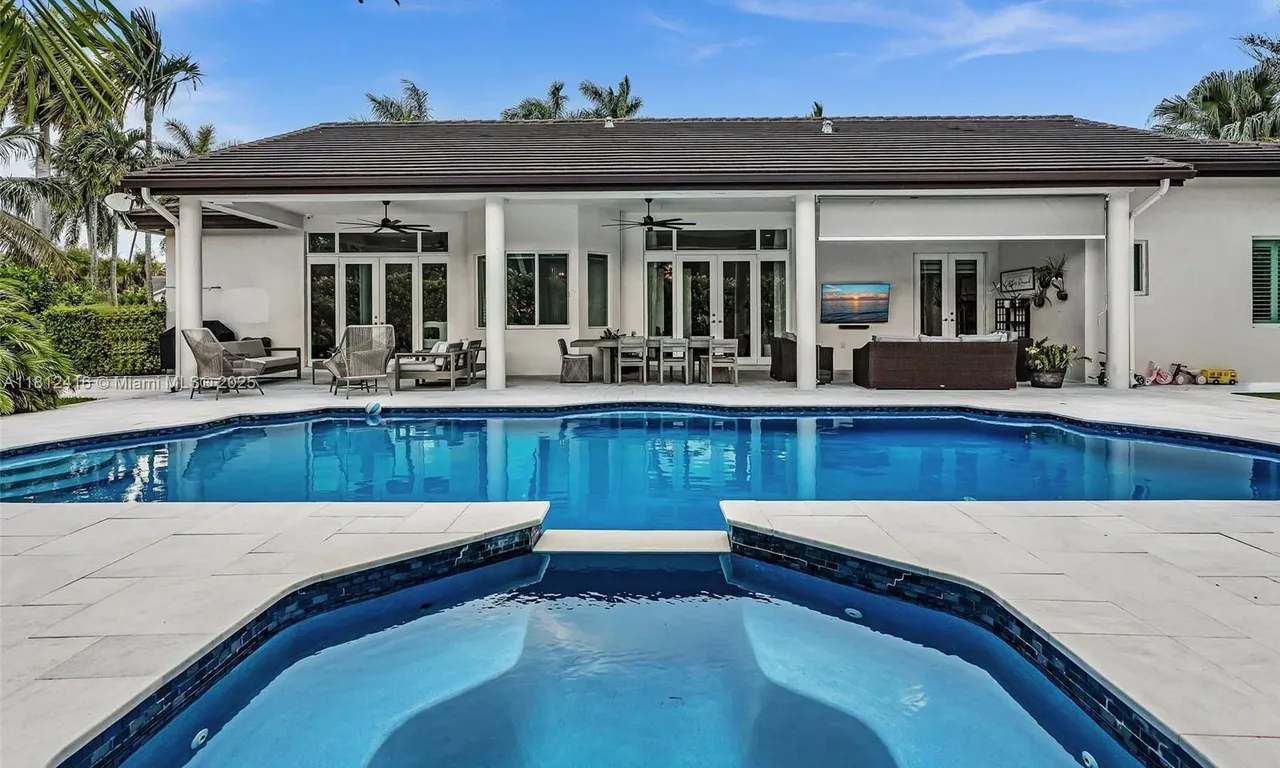 7448 SW 120th Ct, Miami FL 33183
