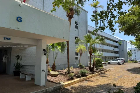 3750 NE 169th St # 106, North Miami Beach FL 33160