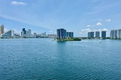3530 Mystic Pointe Dr # 601, Aventura FL 33180