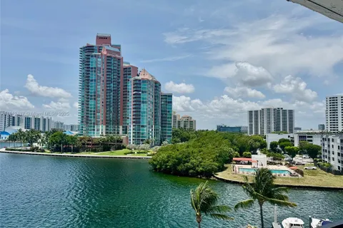 3530 Mystic Pointe Dr # 601, Aventura FL 33180