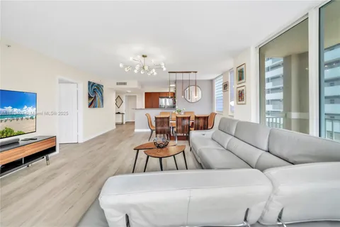 2080 S Ocean Dr # 301, Hallandale Beach FL 33009
