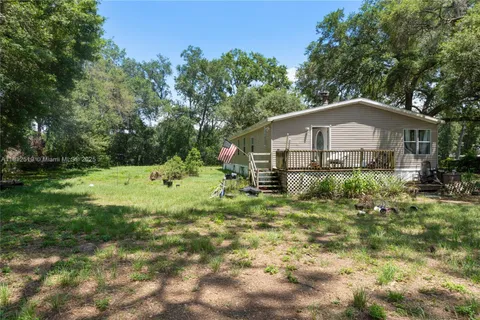 3906 Court St, Zephyrhills FL 33541