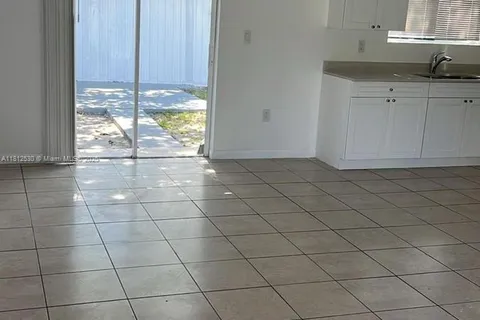 8290 NE 1st Ave # 8290, Miami FL 33138