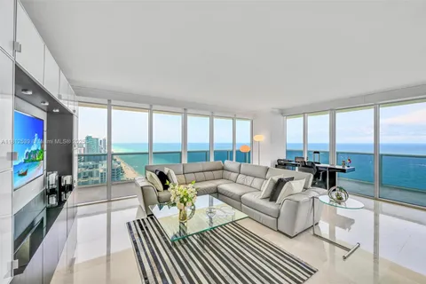 1830 S Ocean Dr # 3801, Hallandale Beach FL 33009