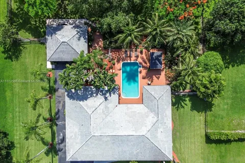 3030 SW 117th Ave, Davie FL 33330