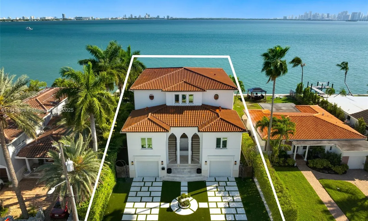 1460 S Treasure Dr, North Bay Village FL 33141