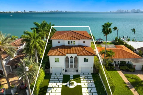 1460 S Treasure Dr, North Bay Village FL 33141