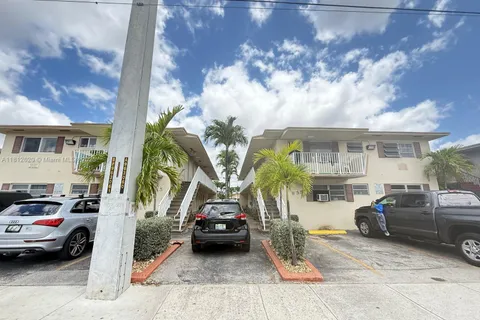 835 W 29th St # 6, Hialeah FL 33012