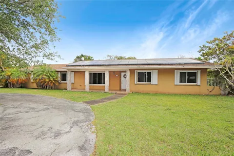 17501 SW 89th Ave, Palmetto Bay FL 33157