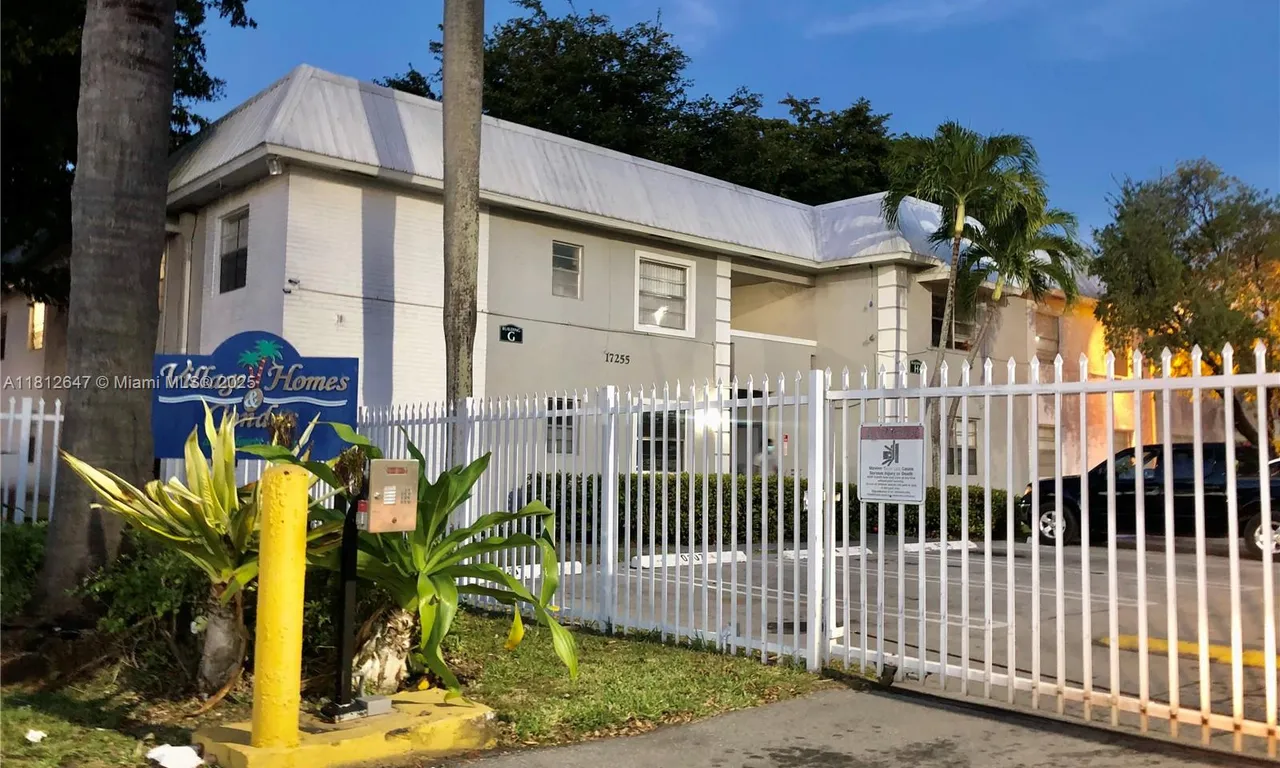 17255 SW 95th Ave # 349, Palmetto Bay FL 33157