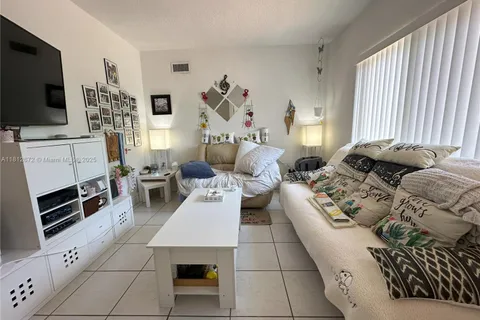 85 NW 126th St, North Miami FL 33168
