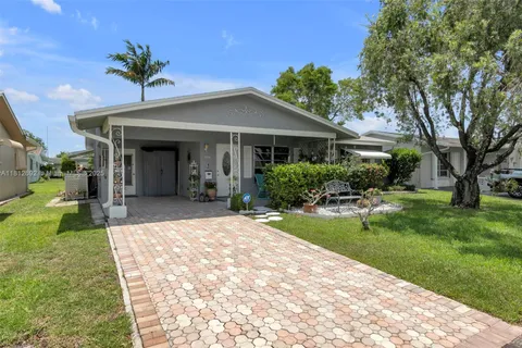 5714 NW 66th Ter, Tamarac FL 33321