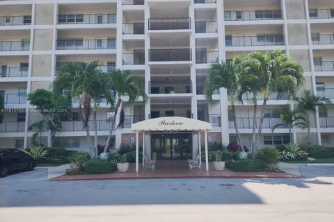 3300 N Palm Aire Dr # 706, Pompano Beach FL 33069
