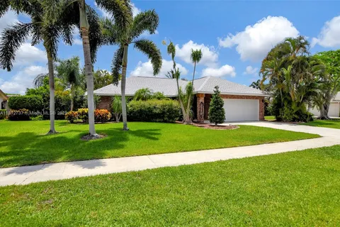 17301 Lake Park Rd, Boca Raton FL 33487