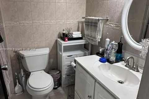 4410 NW 79th Ave # 1B, Doral FL 33166