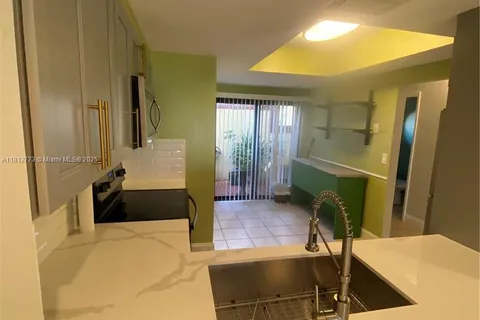 4751 NW 90th Ave, Sunrise FL 33351