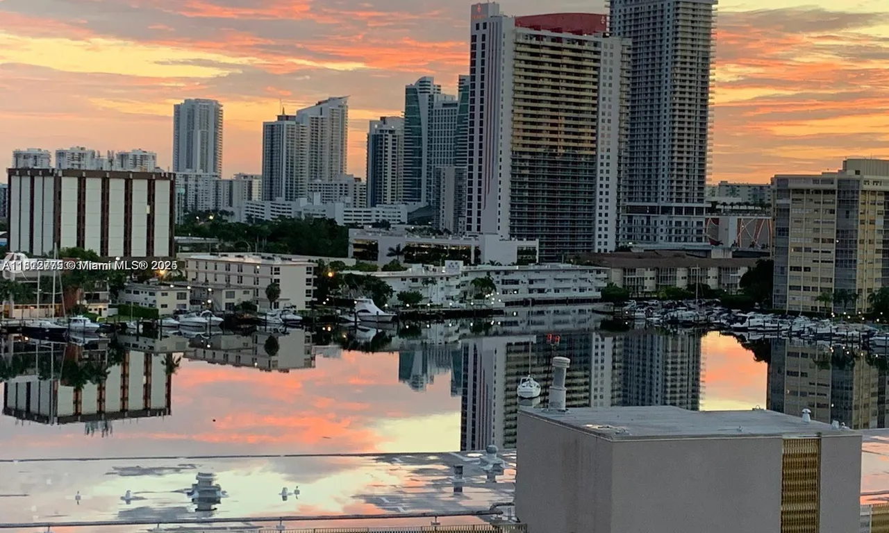 401 Golden Isles Dr # 1116, Hallandale Beach FL 33009