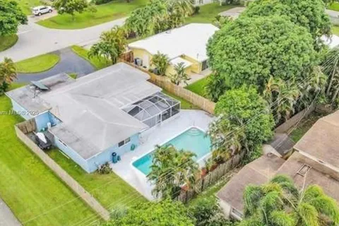 1601 SW 2nd Ave, Pompano Beach FL 33060