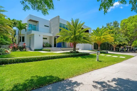 420 Island Dr, Key Biscayne FL 33149