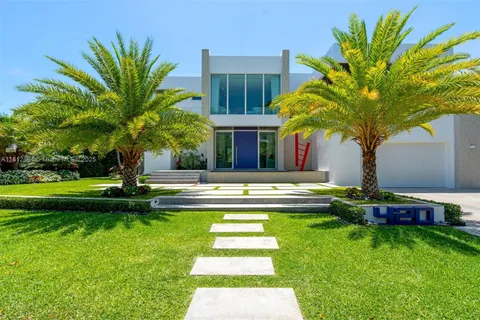 420 Island Dr, Key Biscayne FL 33149