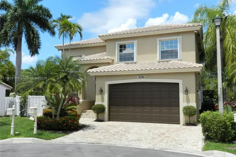 210 La Costa Ct, Weston FL 33326