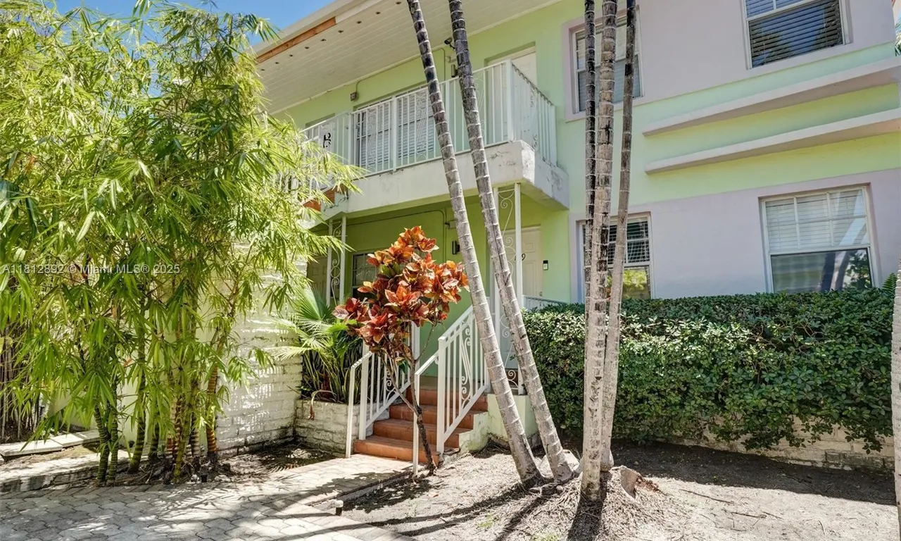 915 8th St # 109, Miami Beach FL 33139