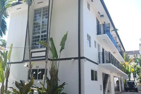 514 Santander Ave # 4, Coral Gables FL 33134