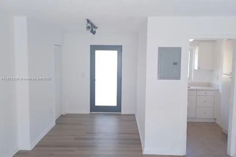 514 Santander Ave # 4, Coral Gables FL 33134