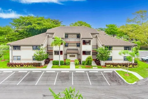 9939 Nob Hill Pl # 9939, Sunrise FL 33351