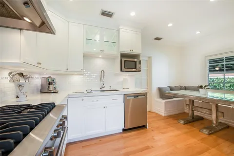 910 Santiago St, Coral Gables FL 33134