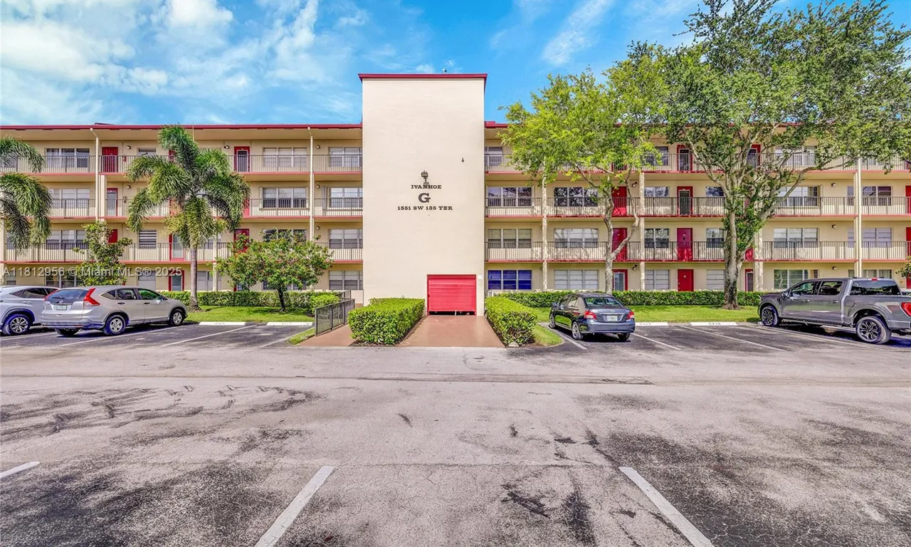 1551 SW 135th Ter # 112G, Pembroke Pines FL 33027