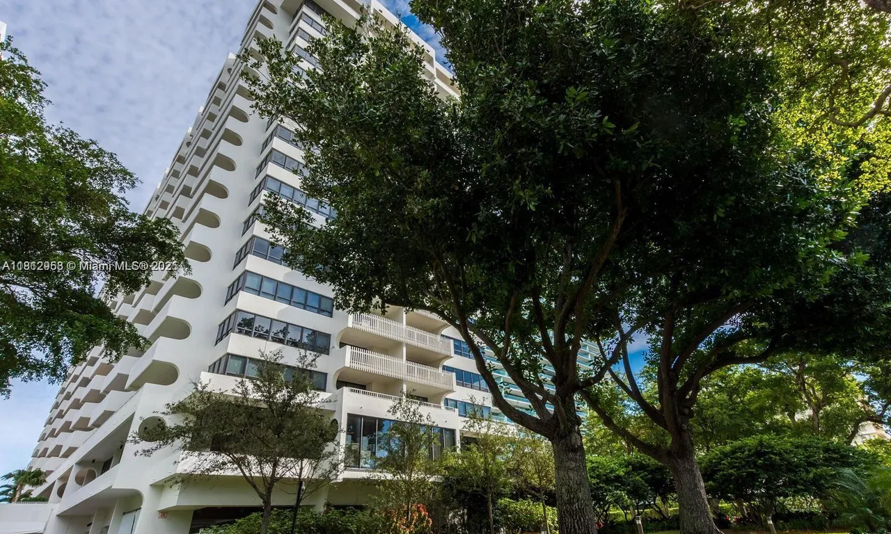 10205 Collins Ave # 401, Bal Harbour FL 33154