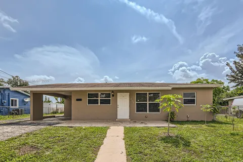 766 NW 35th Ave, Lauderhill FL 33311
