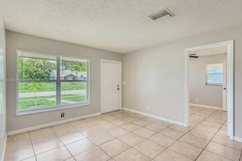 766 NW 35th Ave, Lauderhill FL 33311