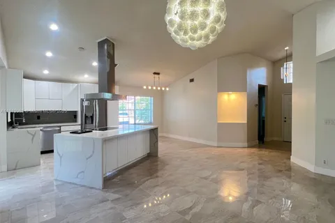 435 Somerset Way, Weston FL 33326