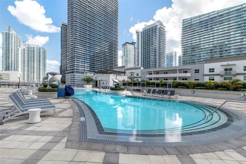 999 SW 1st Ave # 2101, Miami FL 33130
