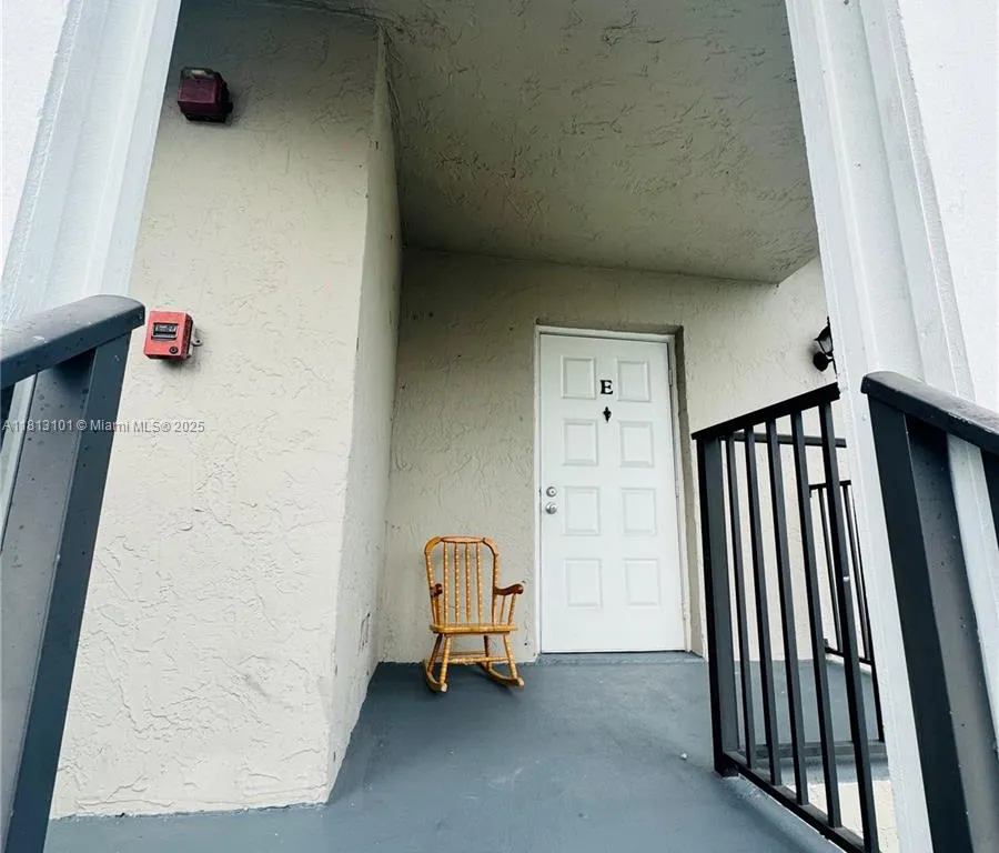 1071 Adams Ave # 1071E, Homestead FL 33034
