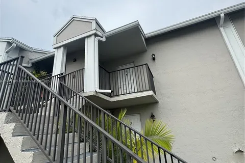 1071 Adams Ave # 1071E, Homestead FL 33034