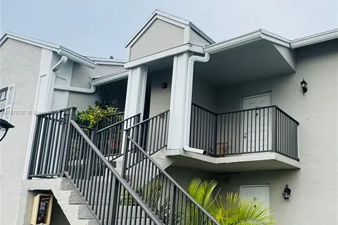 1071 Adams Ave # 1071E, Homestead FL 33034