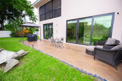 8694 Via Reale # 3, Boca Raton FL 33496