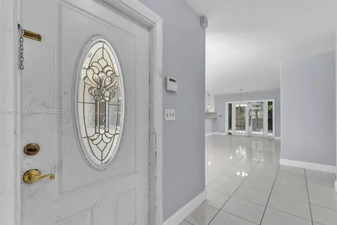 6525 SW 18th St, Miramar FL 33023