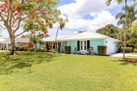 4380 Butternut St, Palm Beach Gardens FL 33410