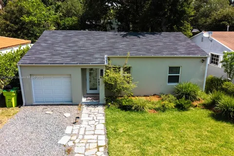 365 NE 87th St, El Portal FL 33138